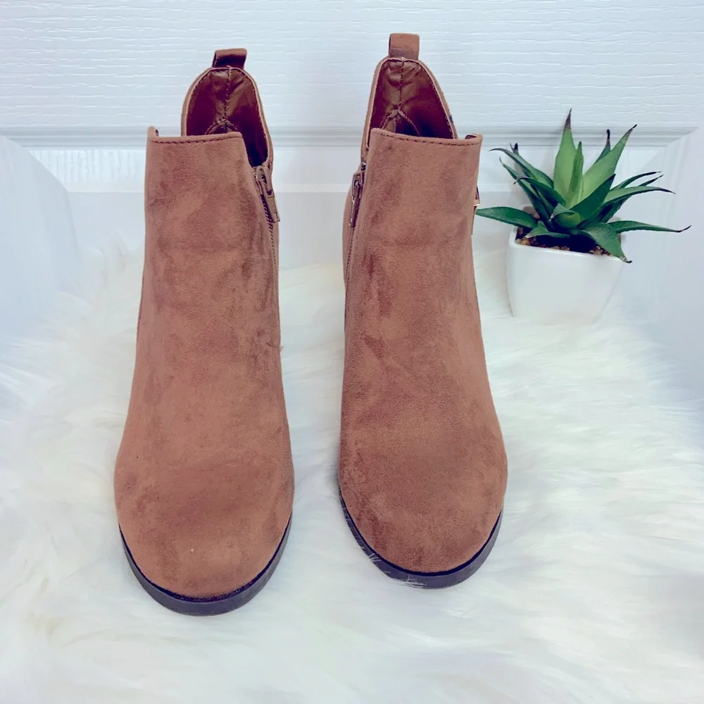 Cognac Zip Wooden Heel Bootie - Picture 2 of 5